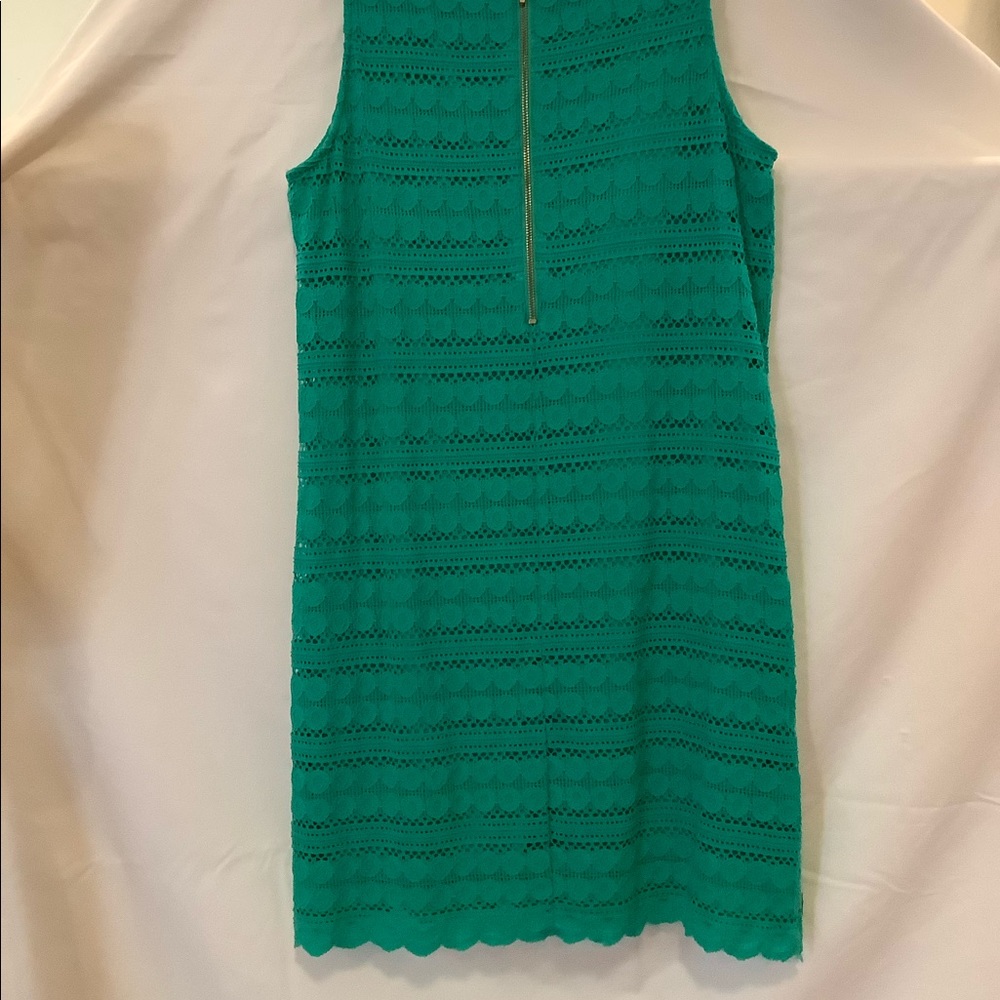 Woman’s Petite Medium Green Lace Dress - Picture 2 of 2
